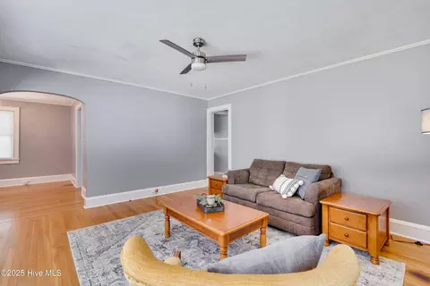 803 Jefferson St, Hamlet, NC 28345 photo 6