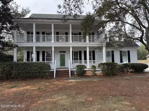 660 Fairlie Ct, Wilmington, NC 28412