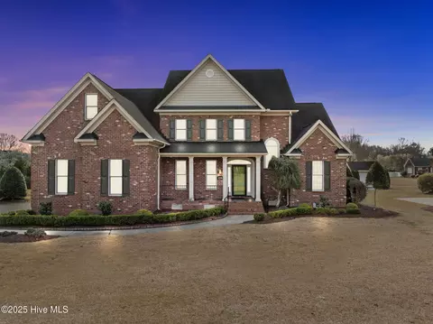 234 W Meath Dr, Winterville, NC 28590