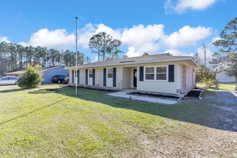 309 Harris Rd, Wilmington, NC 28411