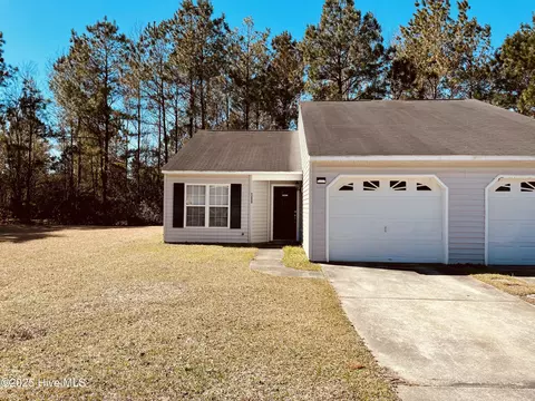 160 Gooding Dr, Havelock, NC 28532
