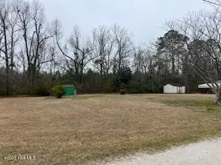124 Clayton Ln, Rocky Point, NC 28457