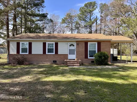 418 Croom Dr, Goldsboro, NC 27530