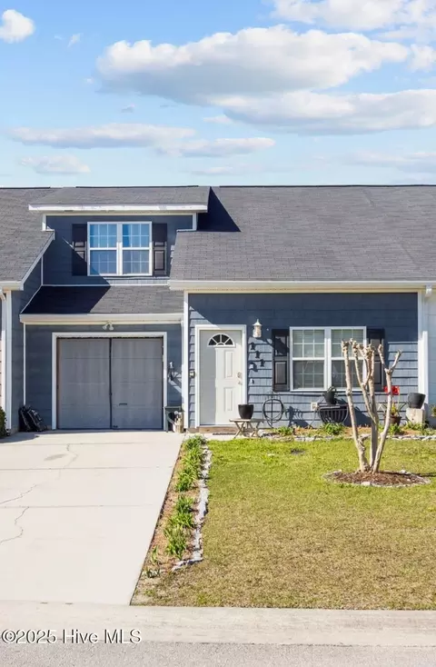 111 Jessie Cir, Hubert, NC 28539