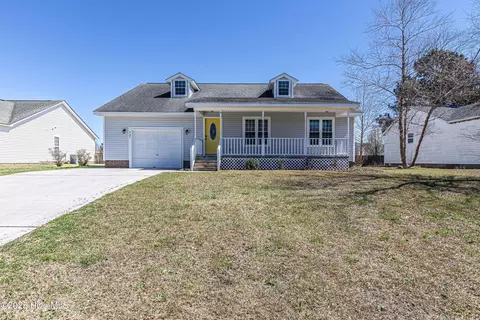 307 Celtic Ash St, Sneads Ferry, NC 28460