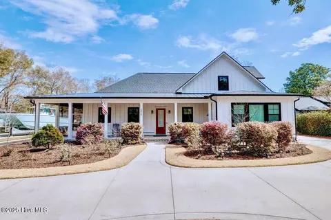 272 Rogersville Rd, Wilmington, NC 28403