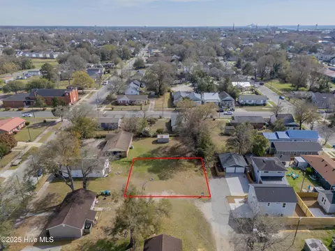 1010 Mcree Aly, Wilmington, NC 28401