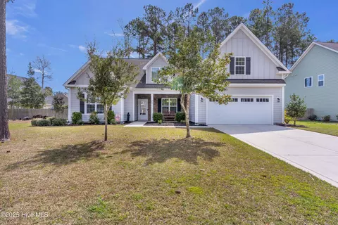 366 W Goldeneye Ln, Sneads Ferry, NC 28460