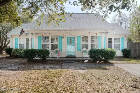 5617 W Chop Way, Wilmington, NC 28412