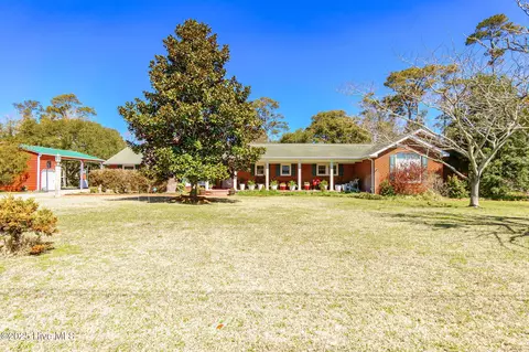 4908 Midyette Ave, Morehead City, NC 28557