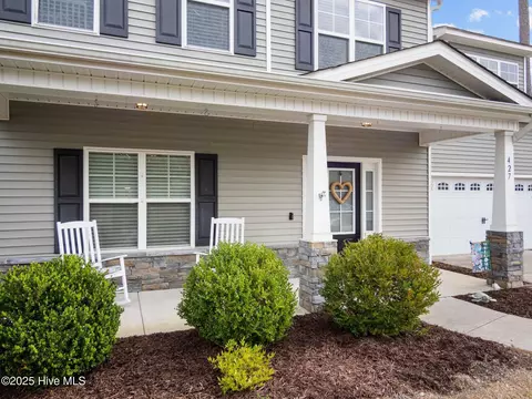 Exterior - 427 Wolfe Ln, Hubert, NC 28539 photo 2 of 11