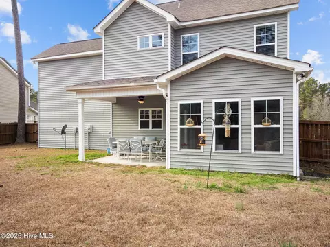 Exterior - 427 Wolfe Ln, Hubert, NC 28539 photo 5 of 11