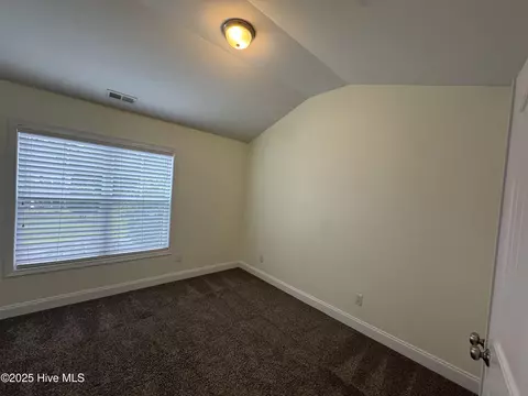 Bedroom - 427 Wolfe Ln, Hubert, NC 28539 photo 1 of 5