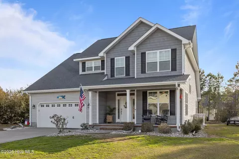1203 Strange Ct, Morehead City, NC 28557