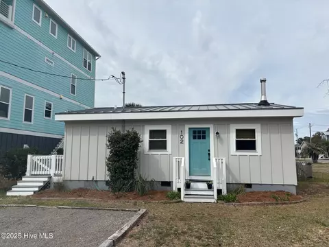 102 S Third St, Carolina Beach, NC 28428