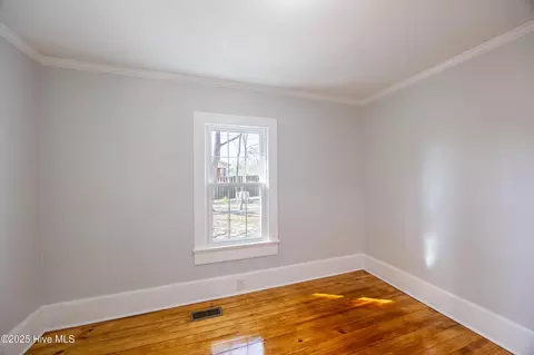 Bedroom - 5889 Deans St, Bailey, NC 27807 photo 6 of 6