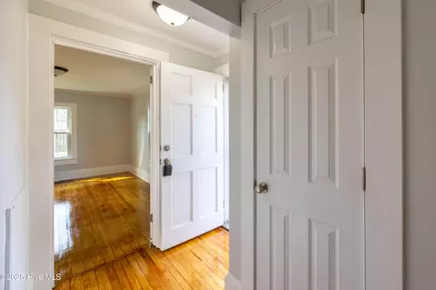 Entry Way - 5889 Deans St, Bailey, NC 27807 photo 1 of 1