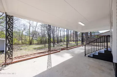 Exterior - 5889 Deans St, Bailey, NC 27807 photo 3 of 9