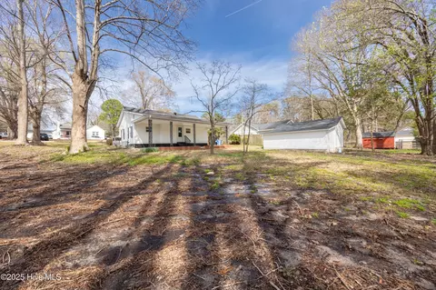 Exterior - 5889 Deans St, Bailey, NC 27807 photo 8 of 9