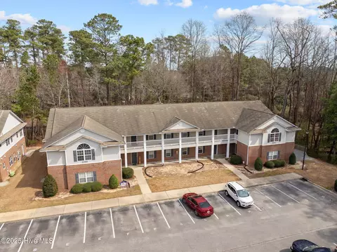 2235 Locksley Woods Dr #C, Greenville, NC 27858