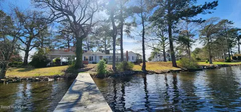 6693 Nc 92, Bath, NC 27808