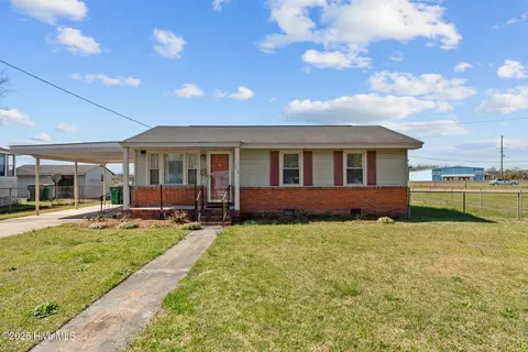 117 Elba St, Lumberton, NC 28358