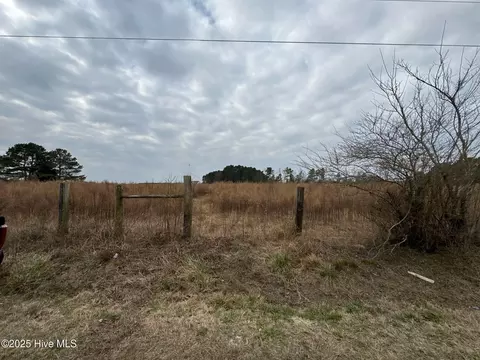 000 Oak Grove School Rd, Laurinburg, NC 28352