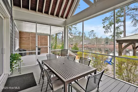 Exterior - 107 Westminster Way, Hampstead, NC 28443 photo 5 of 13