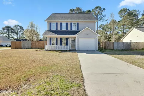 96 Pollard Dr, Jacksonville, NC 28540