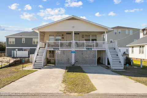330 S Fourth Ave, Kure Beach, NC 28449
