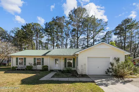 103 Silver Leaf Dr, Jacksonville, NC 28546