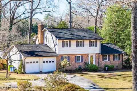 3607 Fox Chase Rd, Trent Woods, NC 28562