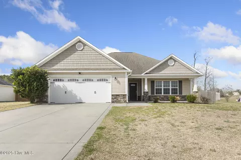 310 S Brandon Way, Jacksonville, NC 28540