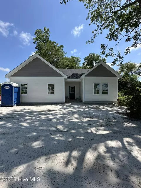 260 Drummer Kellum Rd, Jacksonville, NC 28546