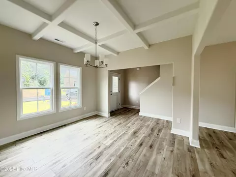 211 Shadow Grass Ct, Stella, NC 28582 photo 3
