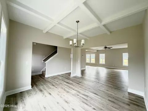 211 Shadow Grass Ct, Stella, NC 28582 photo 2