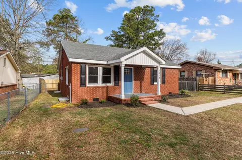 1318 Stallings Pkwy, New Bern, NC 28562
