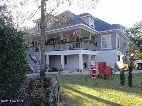 5800 Meadow Brook Ct, Wilmington, NC 28409