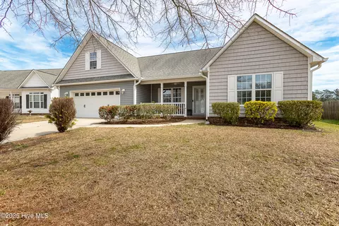 2913 Judge Manly Dr, New Bern, NC 28562