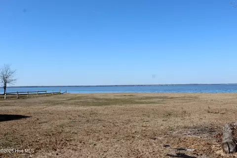 315 Newberry Lndg, Roper, NC 27970