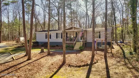 3505 Nc 22, Carthage, NC 28327