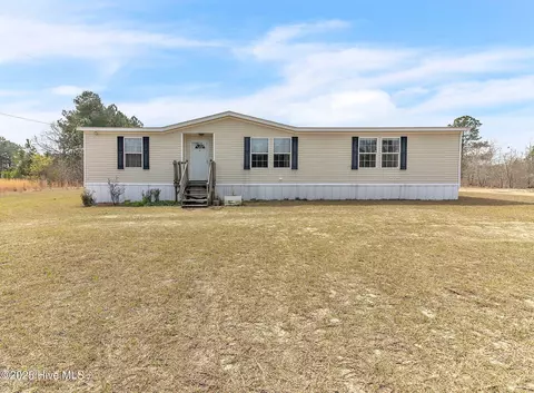 1681 Johnsontown Rd, Elizabethtown, NC 28337