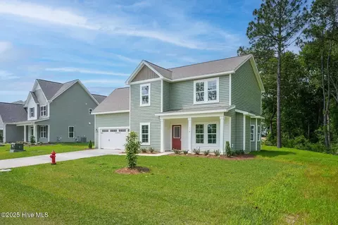 114 Creek Bluff Rd, Newport, NC 28570