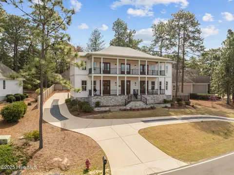 150 Lake Forest Dr SW, Pinehurst, NC 28374