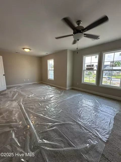 Bedroom - 204 Shadow Grass Ct, Stella, NC 28582 photo 1 of 5