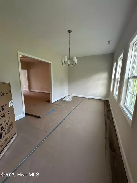 Dining - 204 Shadow Grass Ct, Stella, NC 28582 photo 2 of 2