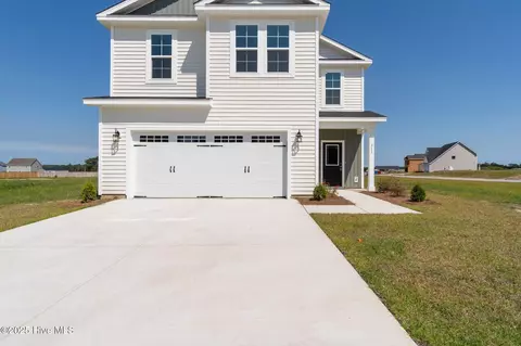 213 Shadow Grass Ct, Stella, NC 28582
