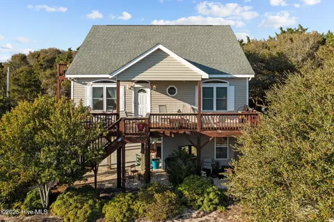 200 E Landing Dr, Emerald Isle, NC 28594