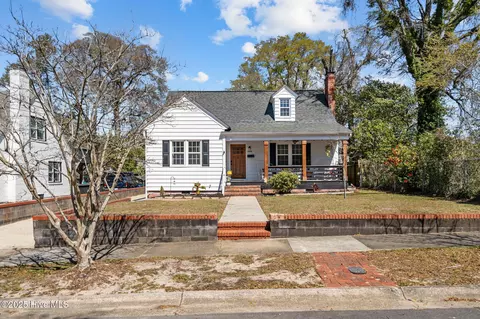 1939 Monroe St, Wilmington, NC 28401