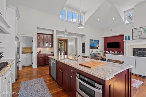 Kitchen - 20 Deepdale Ln, Pinehurst, NC 28374 photo 4 of 5